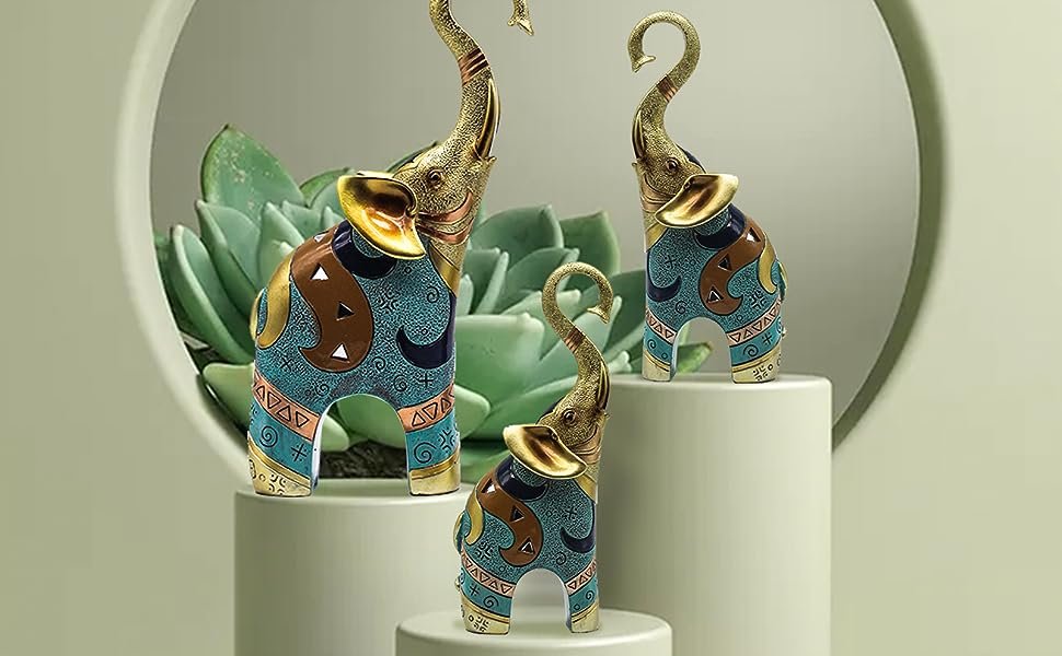 Two elephant figurines are very well made with a great level of details and beautiful colors.