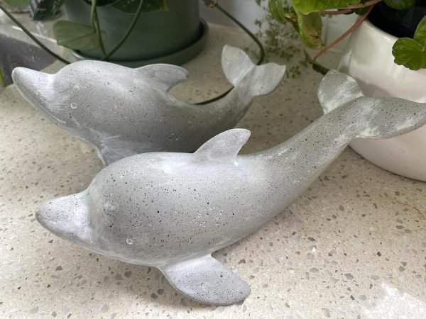 Goodsright Decor Coastal Dolphin Sculptures - Handcrafted Resin Figurine Statues for Bookshelf, Small Decorative Gray Dolphins, Boxed Set of 2 (7.5L & 6.5L inches)